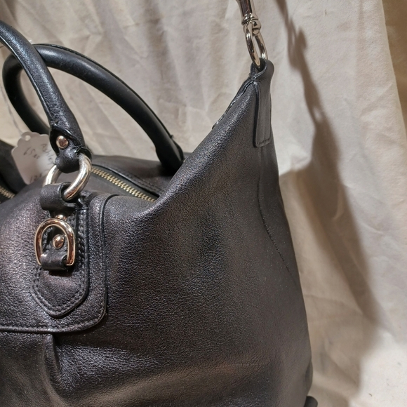 Coach Ashley - Picture 3 of 12